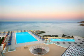 Hotel Eden Roc Resort