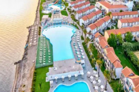 Hotel Aquis Marine Resort