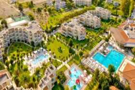 Hotel Poseidon Palace